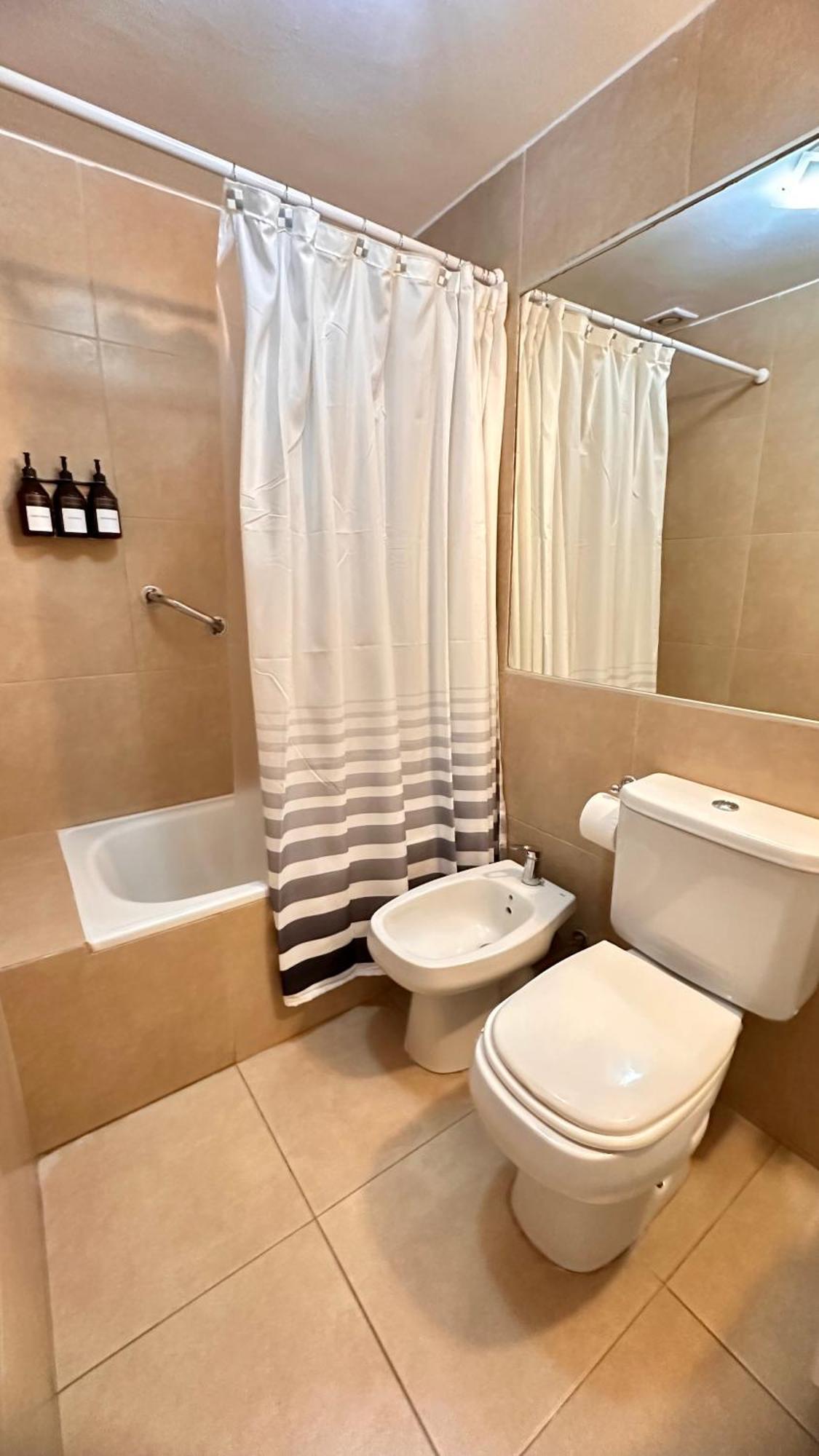 Apartment Lavalle 665 - Bon Repos *
